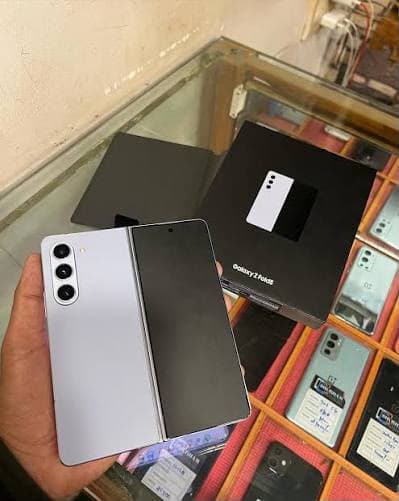 Samsung Galaxy Z Fold5