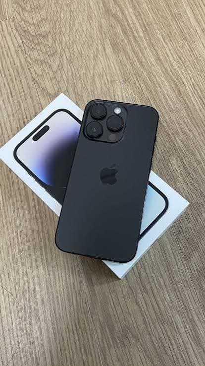 Apple iPhone 16 Pro