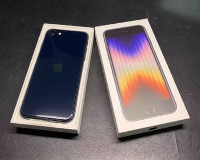Apple iPhone SE (3rd Gen)